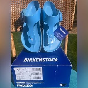 NIB Birkenstock Gizeh Big Buckle Sky Blue. Size 40 (9) Regular Width. So cute!!